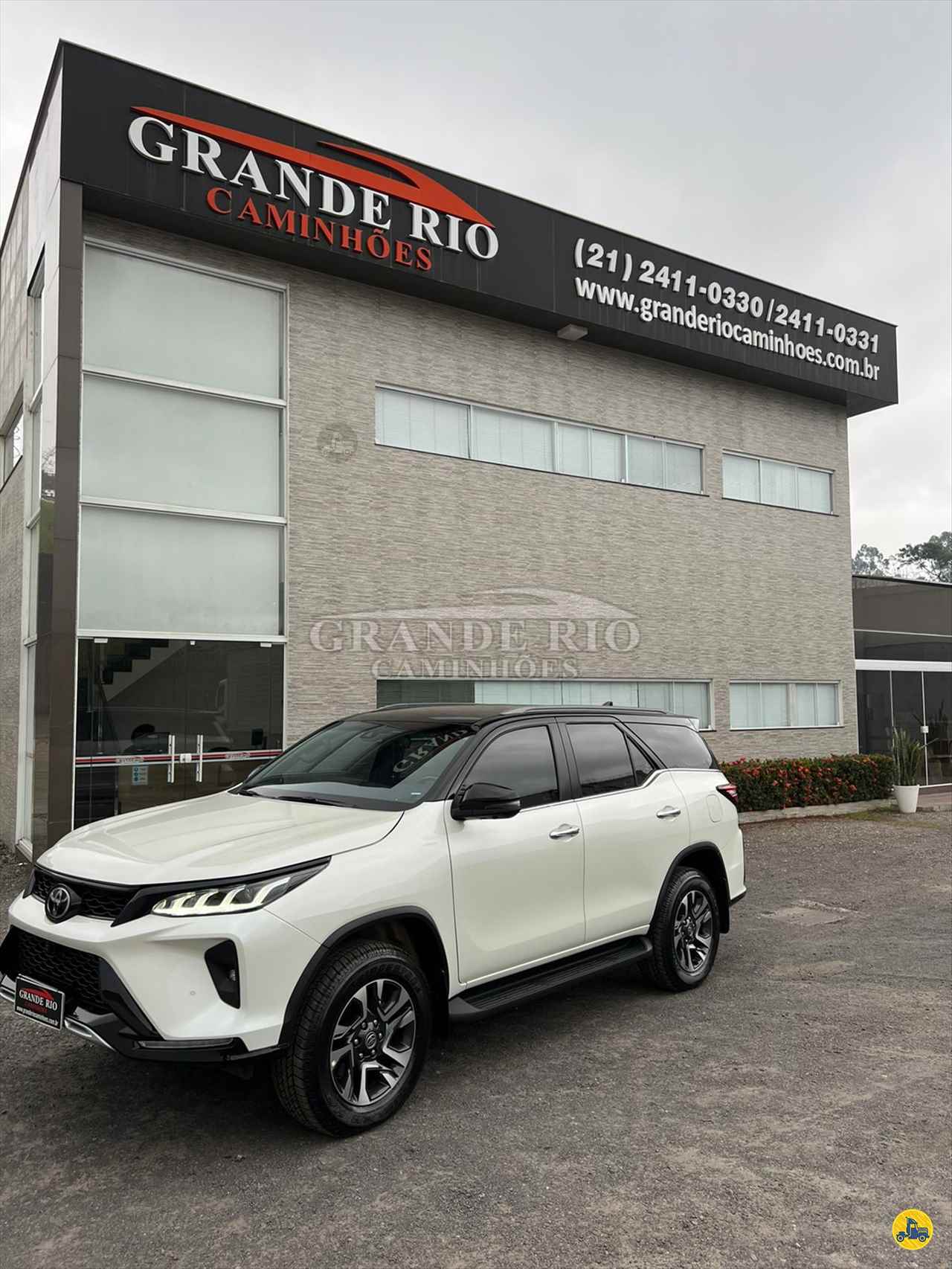 CARRO TOYOTA Hilux SW4 4.0 SRX Grande Rio Caminhões RIO DE JANEIRO RIO DE JANEIRO RJ